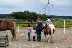 Hippolini Reiten für Kinder